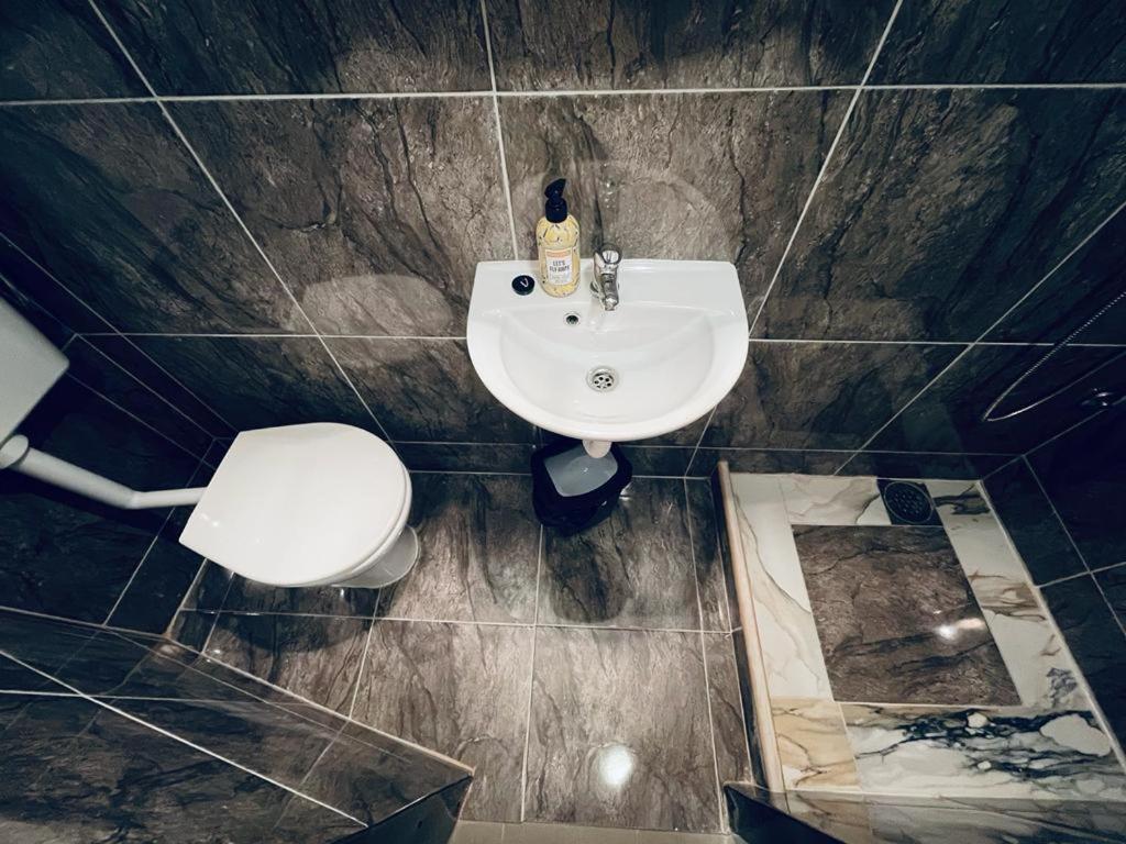 Blaue Lagune Apartment Виена Екстериор снимка